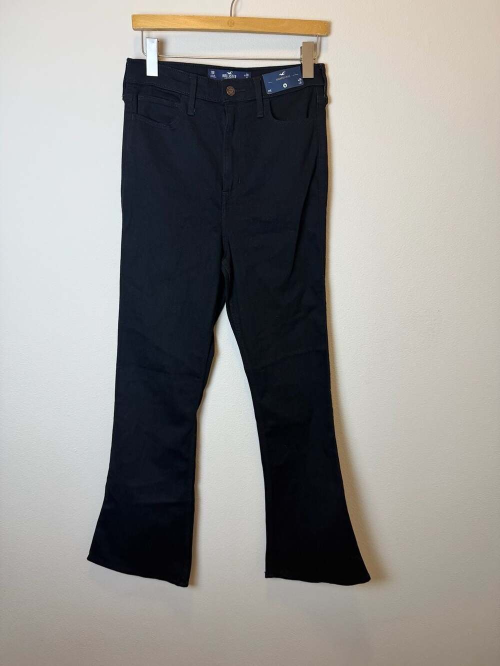 Hollister Highest-Rise Black Flare Jeans NWT
